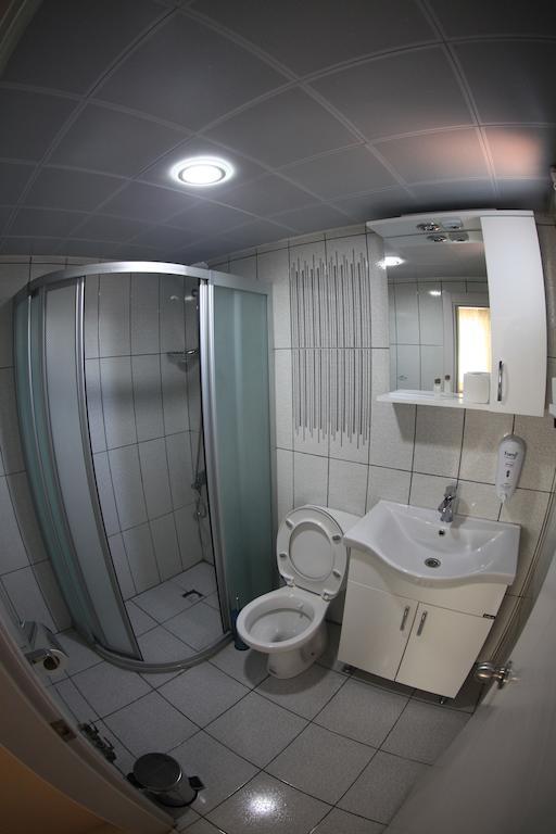Ozeren 1 Hotel Burdur Exterior photo